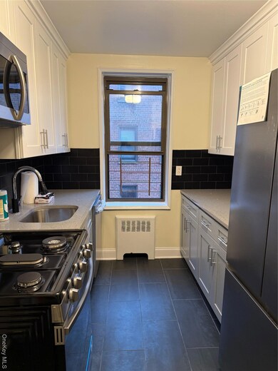 555 Mclean Ave unit 5A, Yonkers, NY 10705 - photo 2