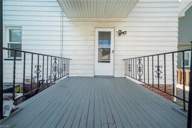 Lower unit back porch