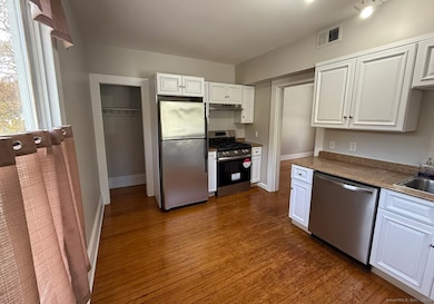 1752 Farmington Ave unit 3, Unionville, CT 06085 - photo 3