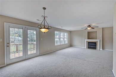 Family Room | Natural Light