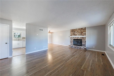 2490 Wood Meadows Dr SW, Marietta, GA 30064 - photo 3