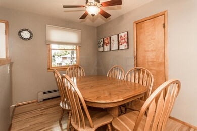 1401 N Front St Crookston MN-large-006-4