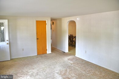 601 W Franklin St, Womelsdorf, PA 19567 - photo 5