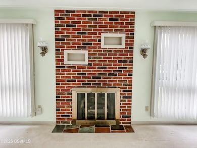 511 N 10th St, Selinsgrove, PA 17870 - photo 6