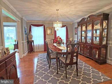 206 Hidden Spring Ln, Langhorne, PA 19047 - photo 6