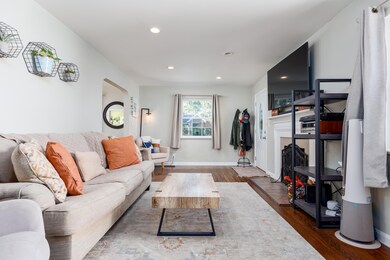 1231UplandAve_MLS-7