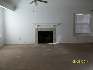 1979 Dana Bree Dr, El Paso, TX 79936 - photo 2