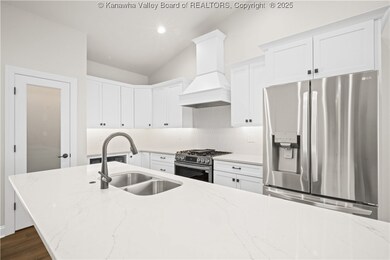 183 Lenore Cir, Fraziers Bottom, WV 25082 - photo 7