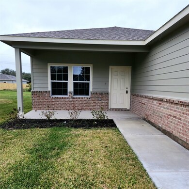 2909 4th St, Bay City, TX 77414 - photo 2