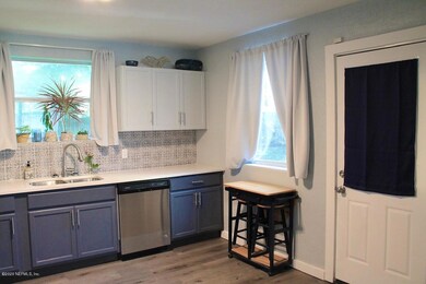 5044 Kerle St, Jacksonville, FL 32205 - photo 7