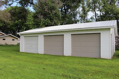 407 Nelson St, Laurens, IA 50554 - photo 3