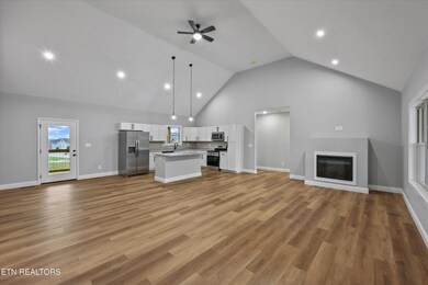 2785 Vista Meadows Ln, Sevierville, TN 37876 - photo 5