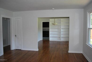 4603 Sunderland Rd, Jacksonville, FL 32210 - photo 4