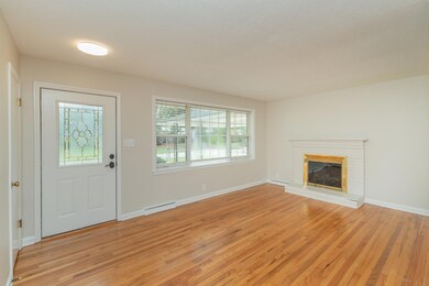 011_1005_byrnes_rd_011_295