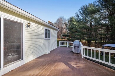 34 Spring St, Epsom, NH 03234 - photo 6