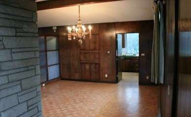 8237 Merrimount Dr, Mercer Island, WA 98040 - photo 7