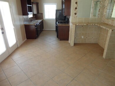 720 Desert Sage Dr, Horizon City, TX 79928 - photo 5