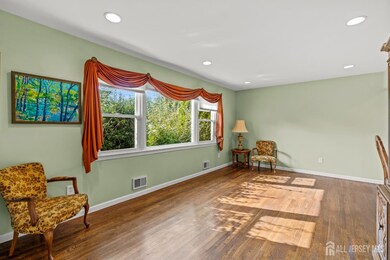 20 Valley Vale Dr, Old Bridge, NJ 08857 - photo 2