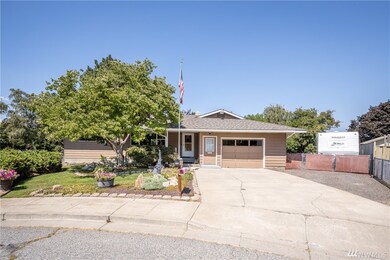 84 N Green Place, East Wenatchee, WA 98802 - photo 2