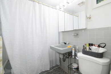 1105 Lexington St unit 7-6, Waltham, MA 02452 - photo 6