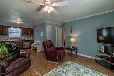 Family room 1.5