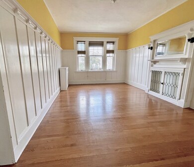 239 Rawson Rd unit 5, Brookline, MA 02445 - photo 2