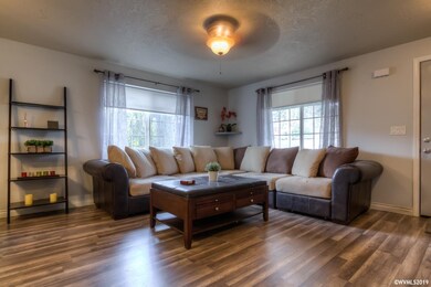 939 Orchard St N, Keizer, OR 97303 - photo 6