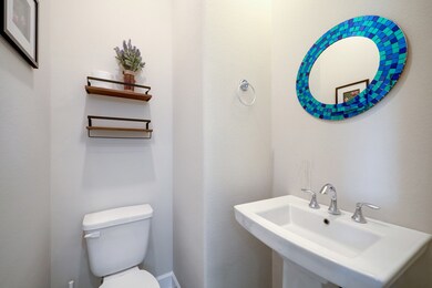 2119 Naomi St unit A, Houston, TX 77054 - photo 4