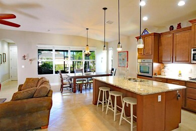 5-FAK1IeyRnapOdBdGgoMA_Kitchen