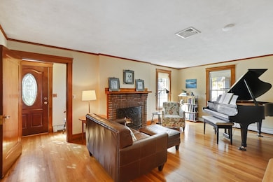 177 Lindbergh Ave, Needham Heights, MA 02494 - photo 4