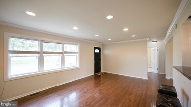 23212 Ridge Rd, Germantown, MD 20876 - photo 4