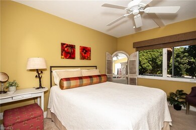 622 Broad Ave S unit J622, Naples, FL 34102 - photo 6