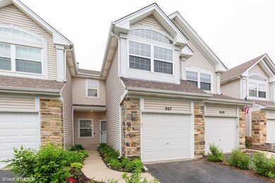 967 Viewpoint Dr, Lake In the Hills, IL 60156 - photo 4