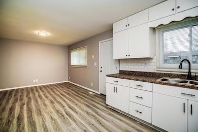 006-photo-kitchen-10756776