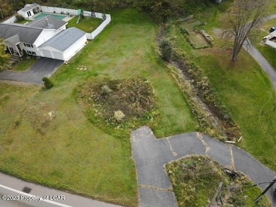 489 N Main St, Plains, PA 18705 - photo 2