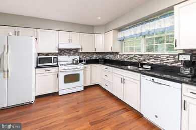 18 Sawood Dr, Sicklerville, NJ 08081 - photo 4