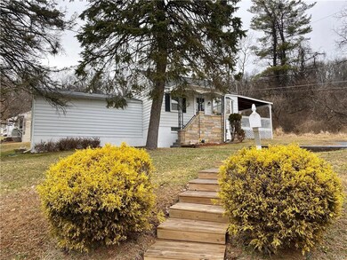 647 E Wyoming St, Allentown, PA 18103 - photo 2