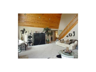 Wonderful 25x18 Great Room with newer carpet and r