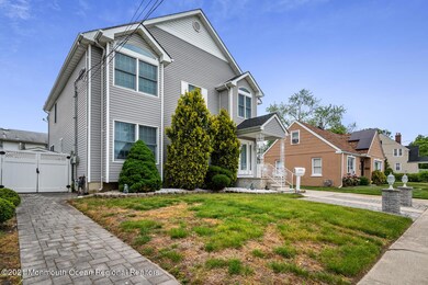 220 Osborn St Keyport NJ 07735-large-004
