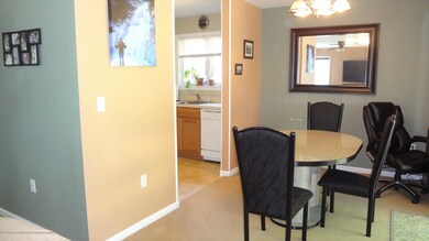 33 Oriole Ln unit 13, Howell, NJ 07731 - photo 4