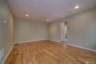 1105 E 31st St, Bremerton, WA 98310 - photo 5