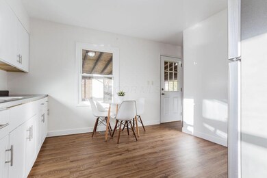 1068PaulineAve-32