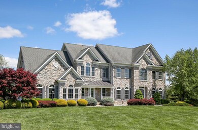 16596 Goldencrest Cir, Purcellville, VA 20132 - photo 2