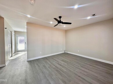 420 Tippett Rd, Zebulon, NC 27597 - photo 6