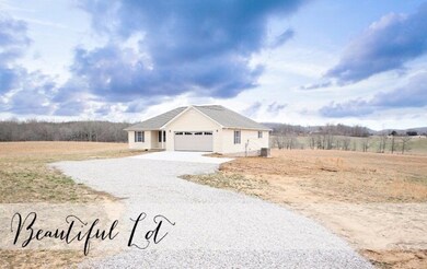13815 Old Kentucky Rd, Walling, TN 38587 - photo 2