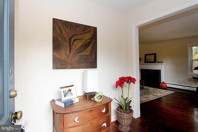 725 Springloch Rd, Silver Spring, MD 20904 - photo 3