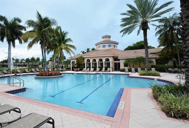 957 N Harbor View North W Dock, Hollywood, FL 33019 - photo 3