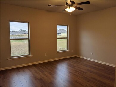 2617 Bayou Nell Dr, Marrero, LA 70072 - photo 4