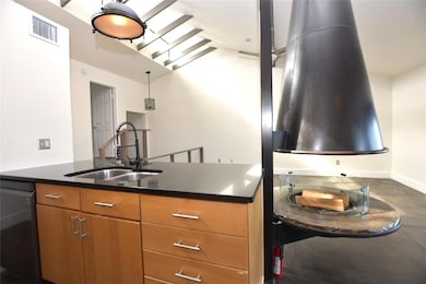 2202 Trailside Dr unit A, Austin, TX 78704 - photo 6