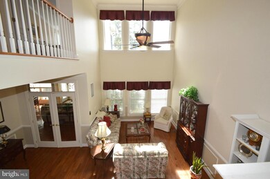 25677 Tremaine Terrace, Chantilly, VA 20152 - photo 4